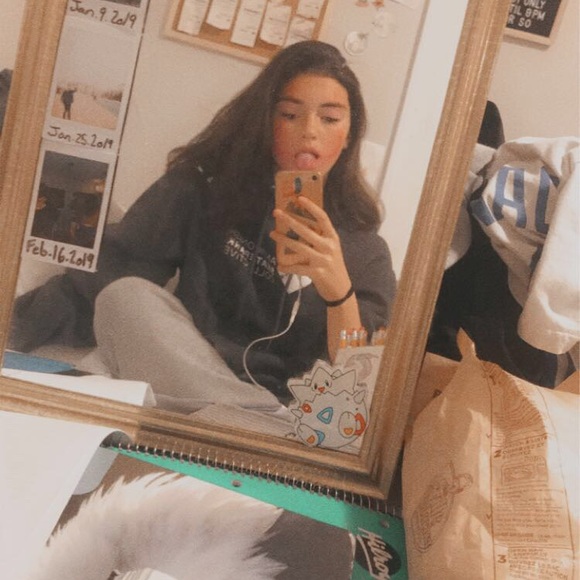 Meet your Posher, Kate - Picture 1 of 1